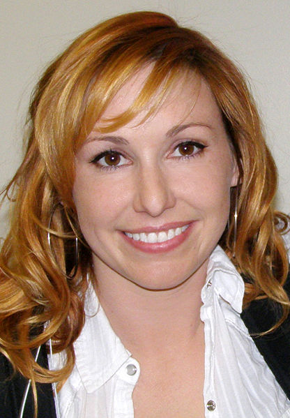 Hot Kari Byron in Kitchen Byron Android Wallpaper Download